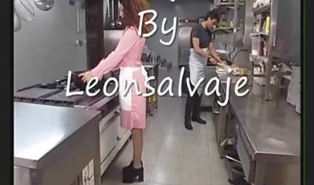 Chica divertirse videos caseros maduras mexicanas con tres hombres