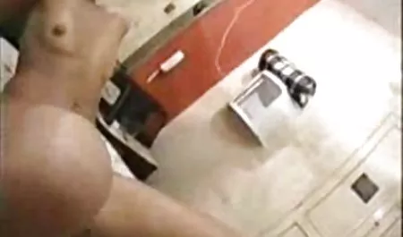 Despedida de soltera de la diversión con tus cincuentonas cogiendo amigos