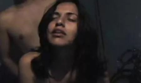 Él quiere que el amor maduras caseras desnudas de un flujo de ahora!