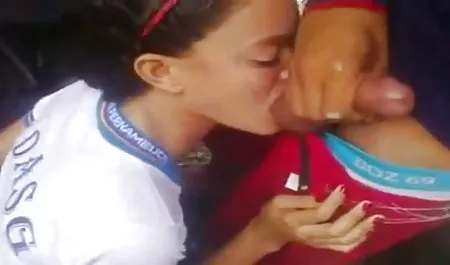 Amplia, grasa, juguetes, lesbianas disfrutan de la polla larga viejas buenas xxx
