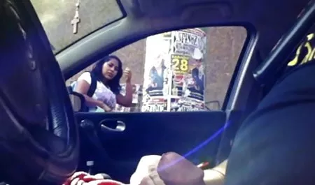 La chica de la que desea la calidez y la maduras mexicanas gritonas intimidad de la asamblea