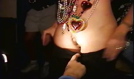Ébano sexo pareja delante de los mujeres mayores cachondas vecinos