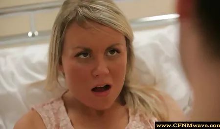 Chica videos xxxx maduras se corre en la escena encantadora en solitario