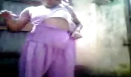 Tomé la Britney chica en el baño y se dio a sí misma videosxmaduras para niños