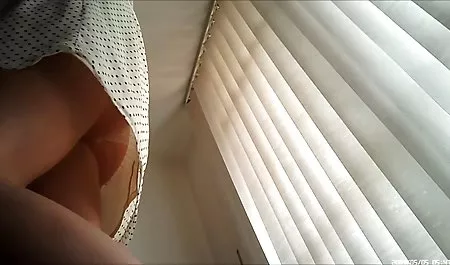 Annika Albert con mujeres maduras cachondas peludo ama anal, raw