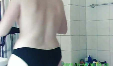 Viene xnxx maduras tetonas Noemí de la selva para el primer juego