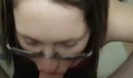 Niña en azul videos maduras colombianas lencería masturbándose