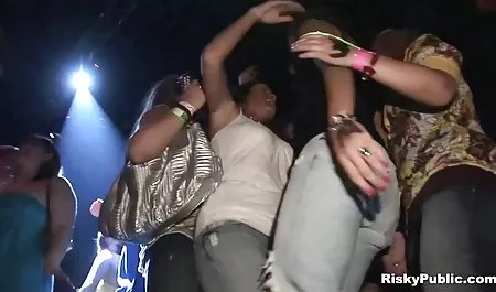 Las hermanas ofrecieron en el secreto videos de xxx de maduras Glorichol