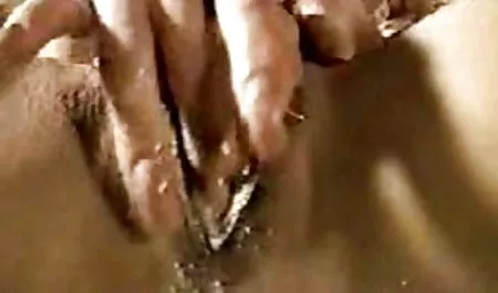 Todas las personas videos de maduras con jovenes cerca del horno