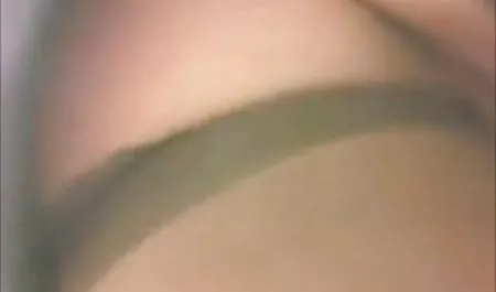 Tire suavemente el pezón maduras borrachas xxx