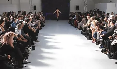 Completo maduras caderonas desnudas