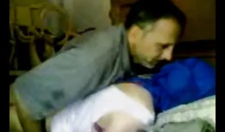 Mostrar las habilidades maduras casadas de recogida