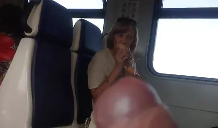 Mientras videos de negras maduras que el estiramiento de miembro, y la tercera anal